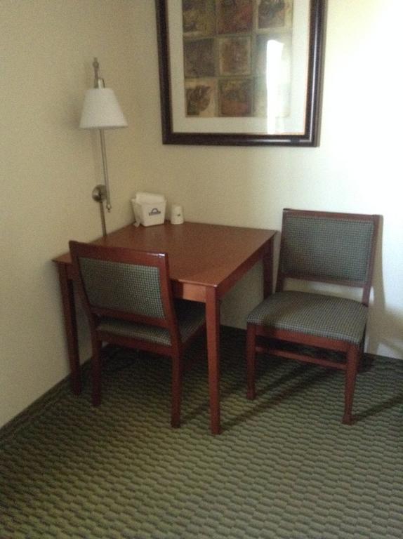 Days Inn By Wyndham Carroll Bagian luar foto