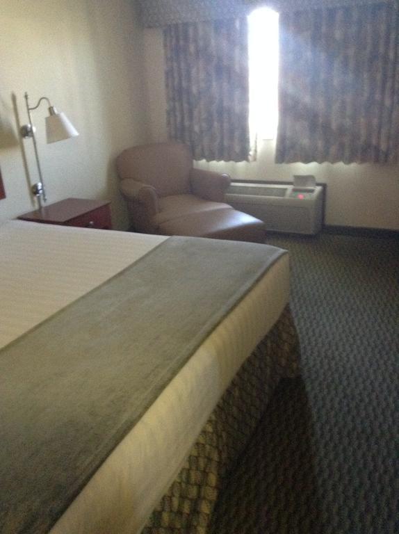Days Inn By Wyndham Carroll Bagian luar foto