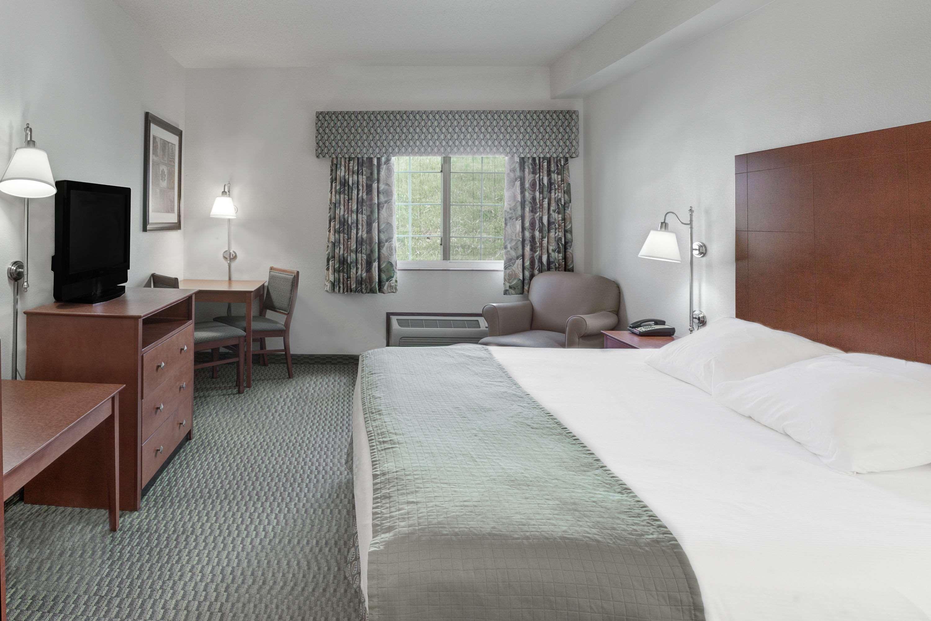 Days Inn By Wyndham Carroll Bagian luar foto